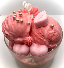 STRAWBERRY ICE CREAM SOY CANDLE